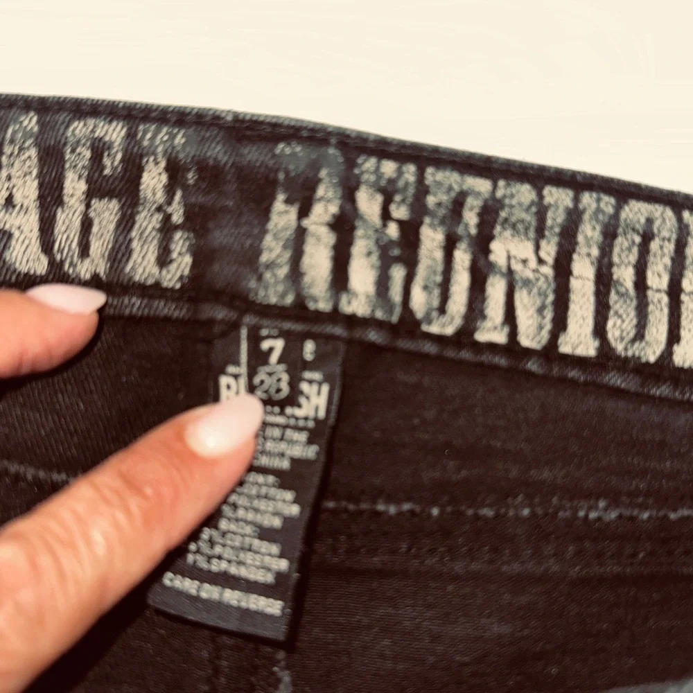 Vintage Reunion Black Distressed Ripped Jeans Size 7 Juniors Grunge Indie Sleaze